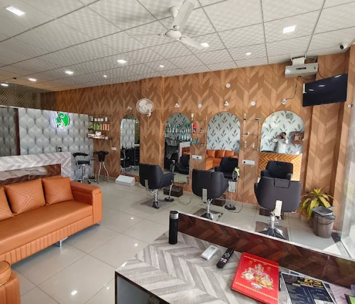 DS Beauty Lounge & Unisex Salon (7)